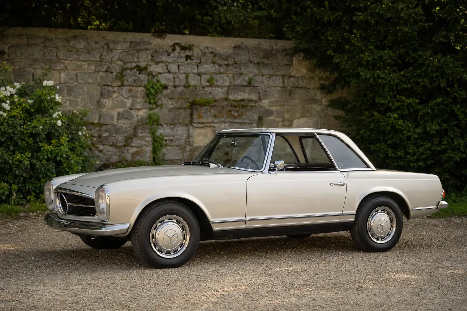 Mercedes-Benz 280 SL Pagode, Oldtimer verkaufen mit oldtimer-4you