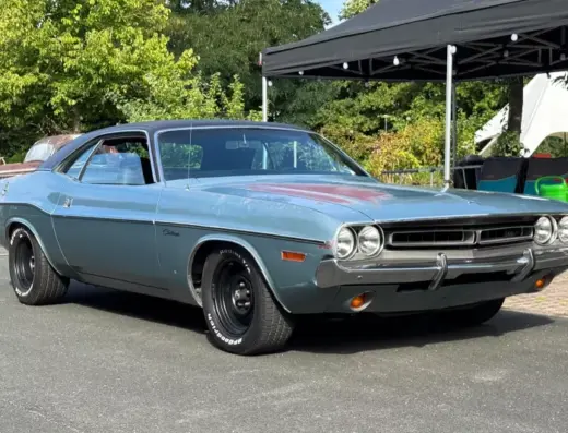Dodge Challenger