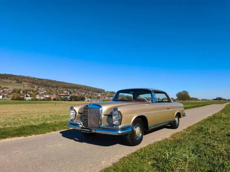Mercedes-Benz 220 SEb (1961) zu verkaufen, Foto 1 von 12