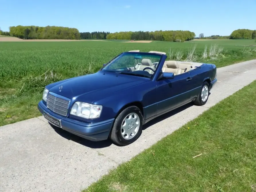 Mercedes-Benz E 220 (1994) zu verkaufen, Foto 1 von 12