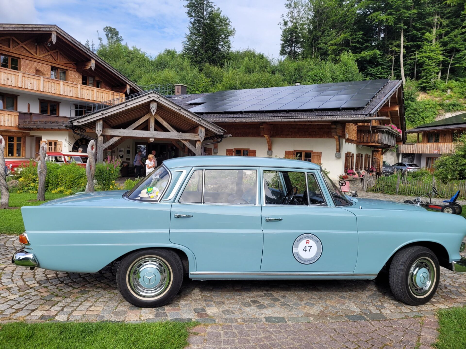 Mercedes-Benz W 110 Heckflosse (1966), Foto 6