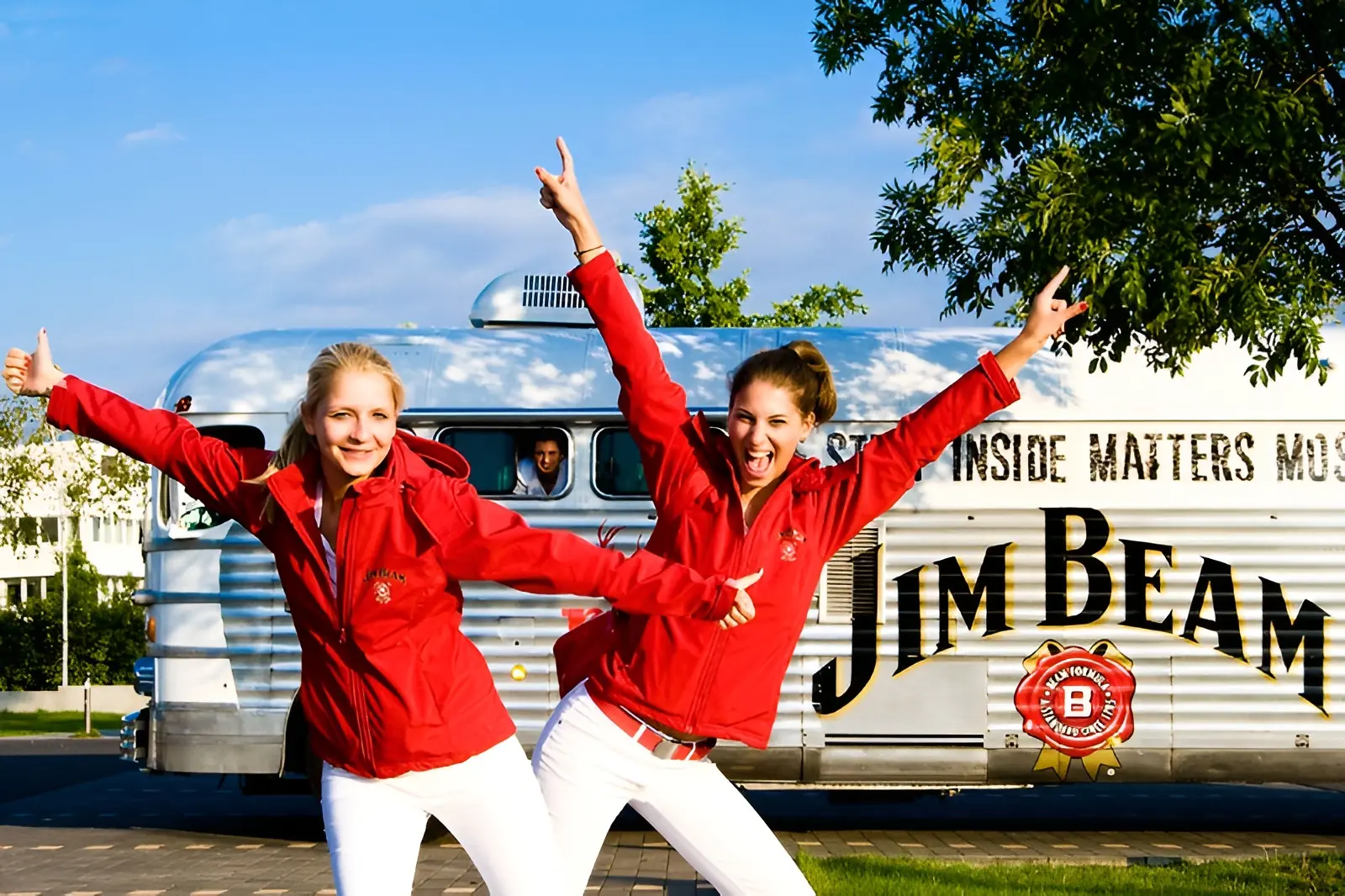 Greyhound Jim Beam Bus mieten in Bohmte