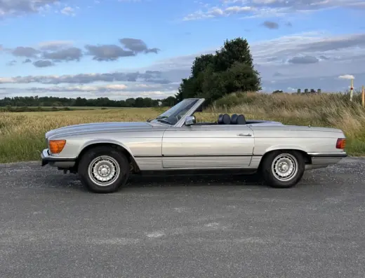 Mercedes-Benz SL 450 R107 Cabriolet