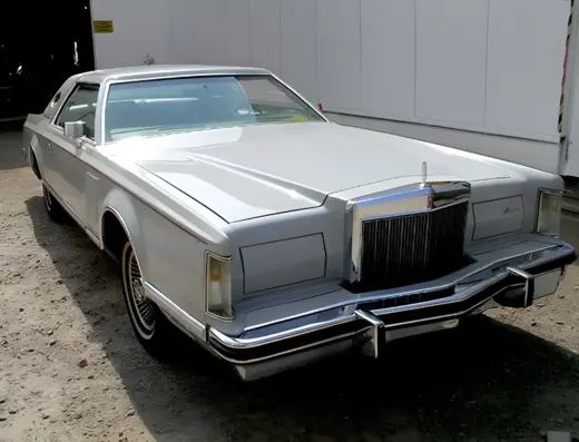 Lincoln Continental Mark V