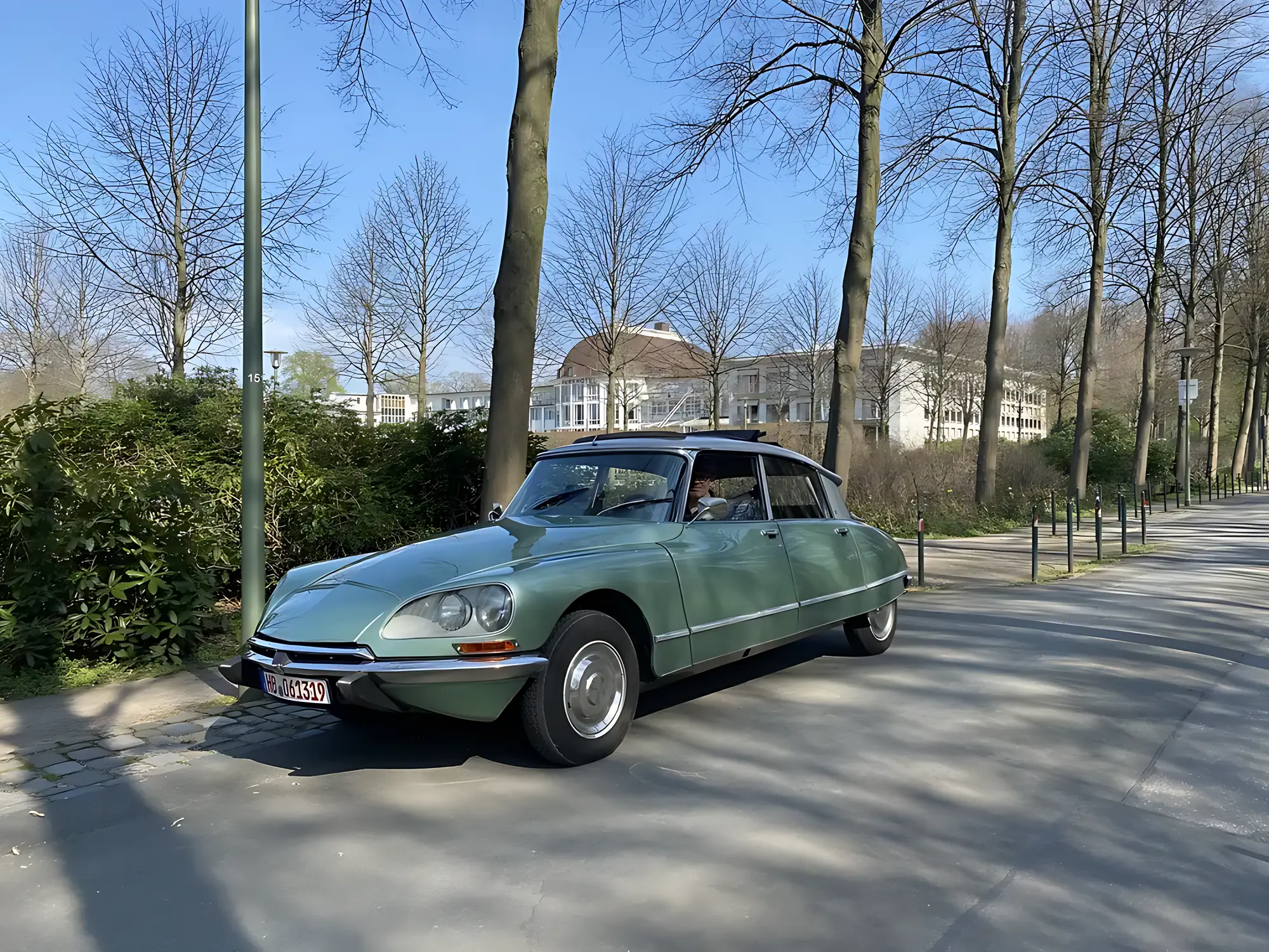 Citroën D-Super 1972 mieten in Bremen (grüner Citroën D-Super Innenraum)