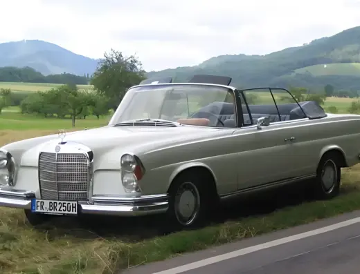 Mercedes-Benz 250 SE Cabriolet