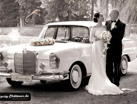 Mercedes-Benz 230S Heckflosse (W111)
