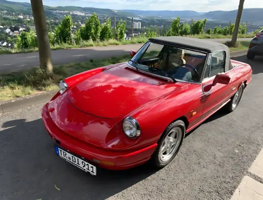Alfa Romeo Spider 2.0
